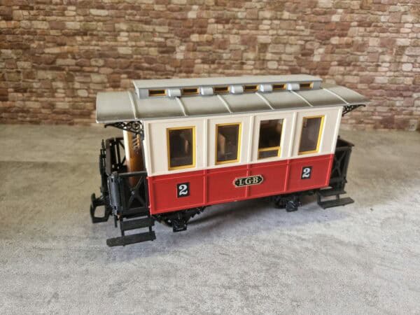 LGB Personenwagen 2.Klasse Rot/Beige