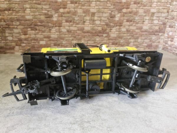 LGB 44409 Tankwagen Sofix gelb – Bild 4